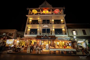 Fachada de la propiedad