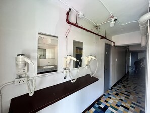 Lobby - Spot On Junction Hostel  (Makati)