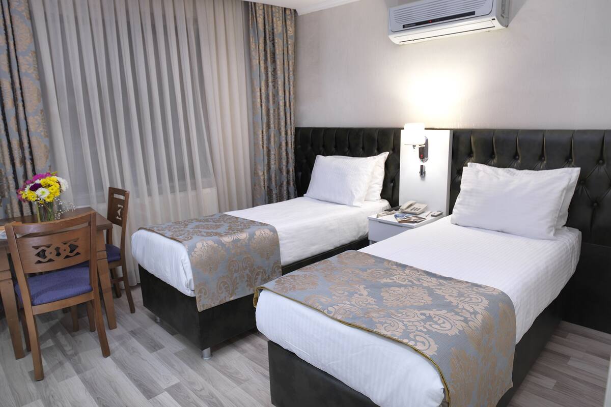 Premium bedding, minibar, in-room safe, desk