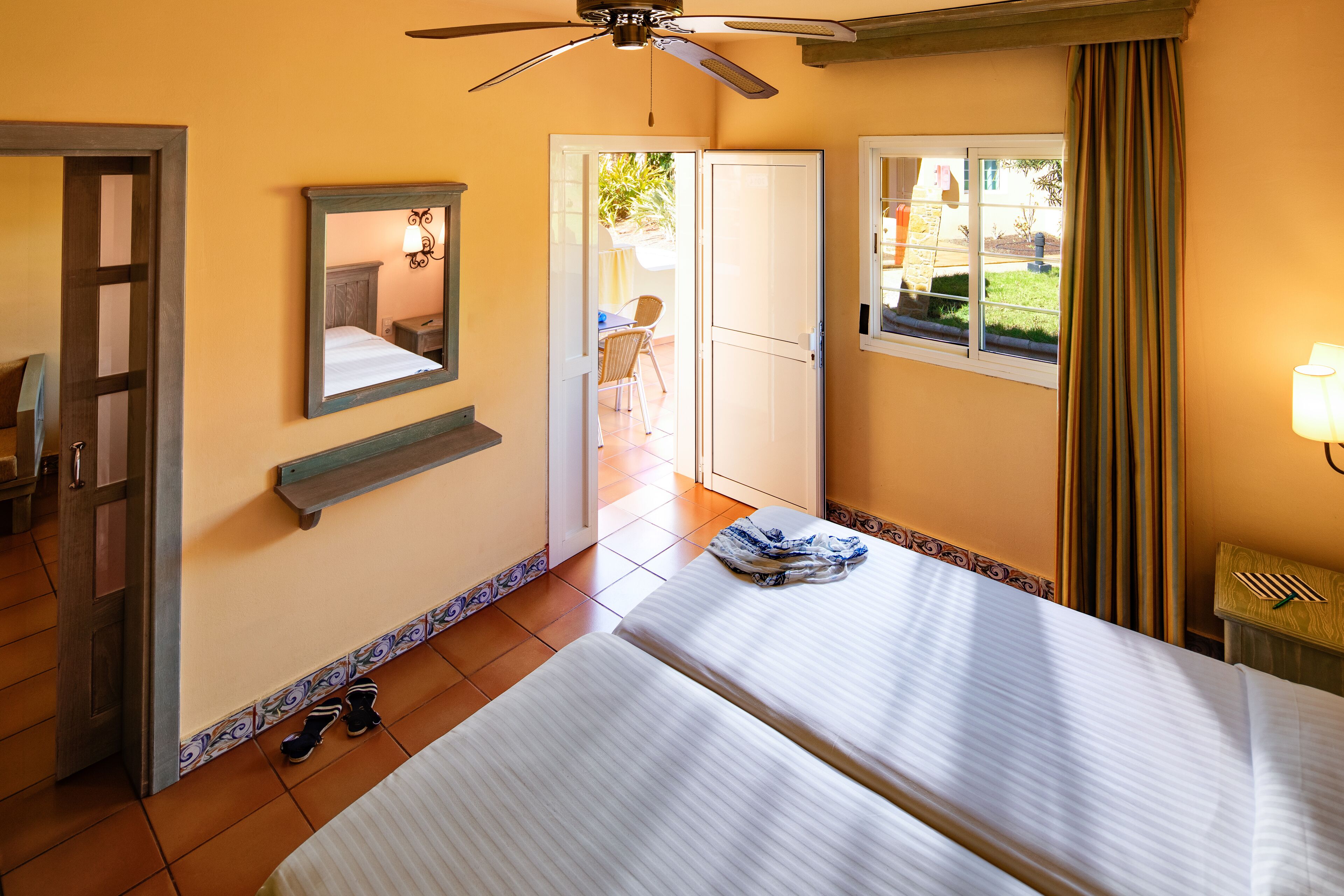 1 bedroom, in-room safe, desk, blackout curtains