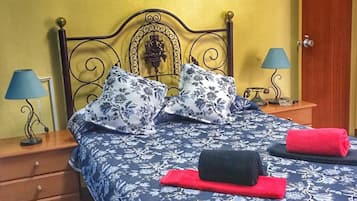 Desk, iron/ironing board, free WiFi, bed sheets