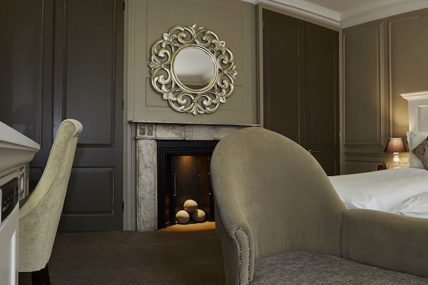 Chambre Supérieure avec lits jumeaux | Coffres-forts dans les chambres, décoration personnalisée
