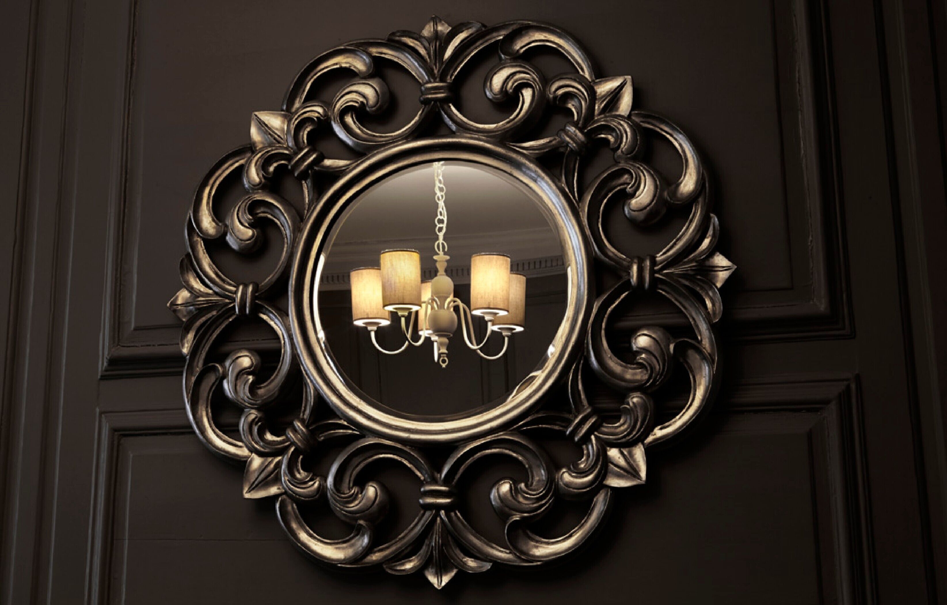 superior suite | in-room safe, individually decorated, individually furnished, desk