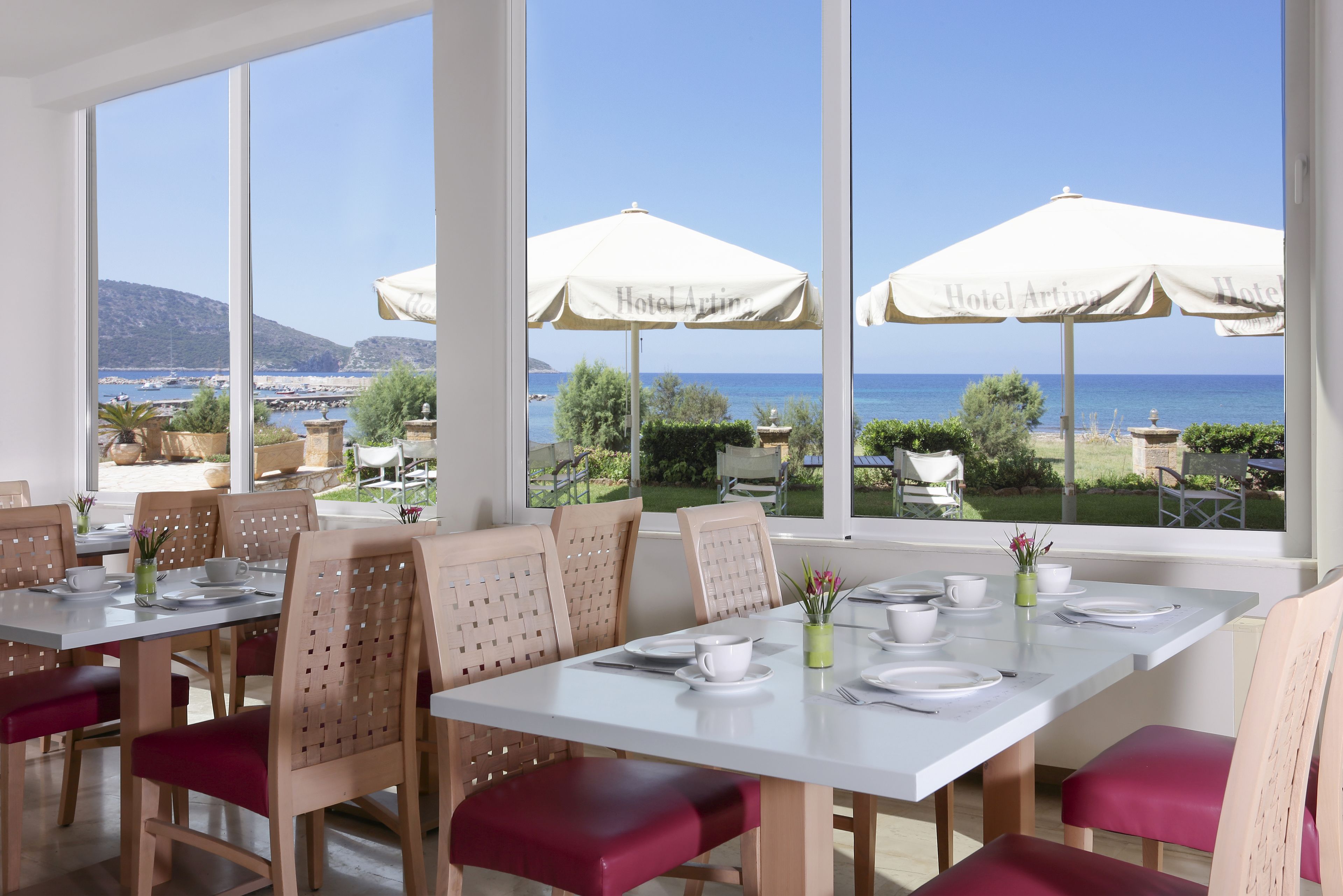 daily buffet breakfast (eur 9 per person)