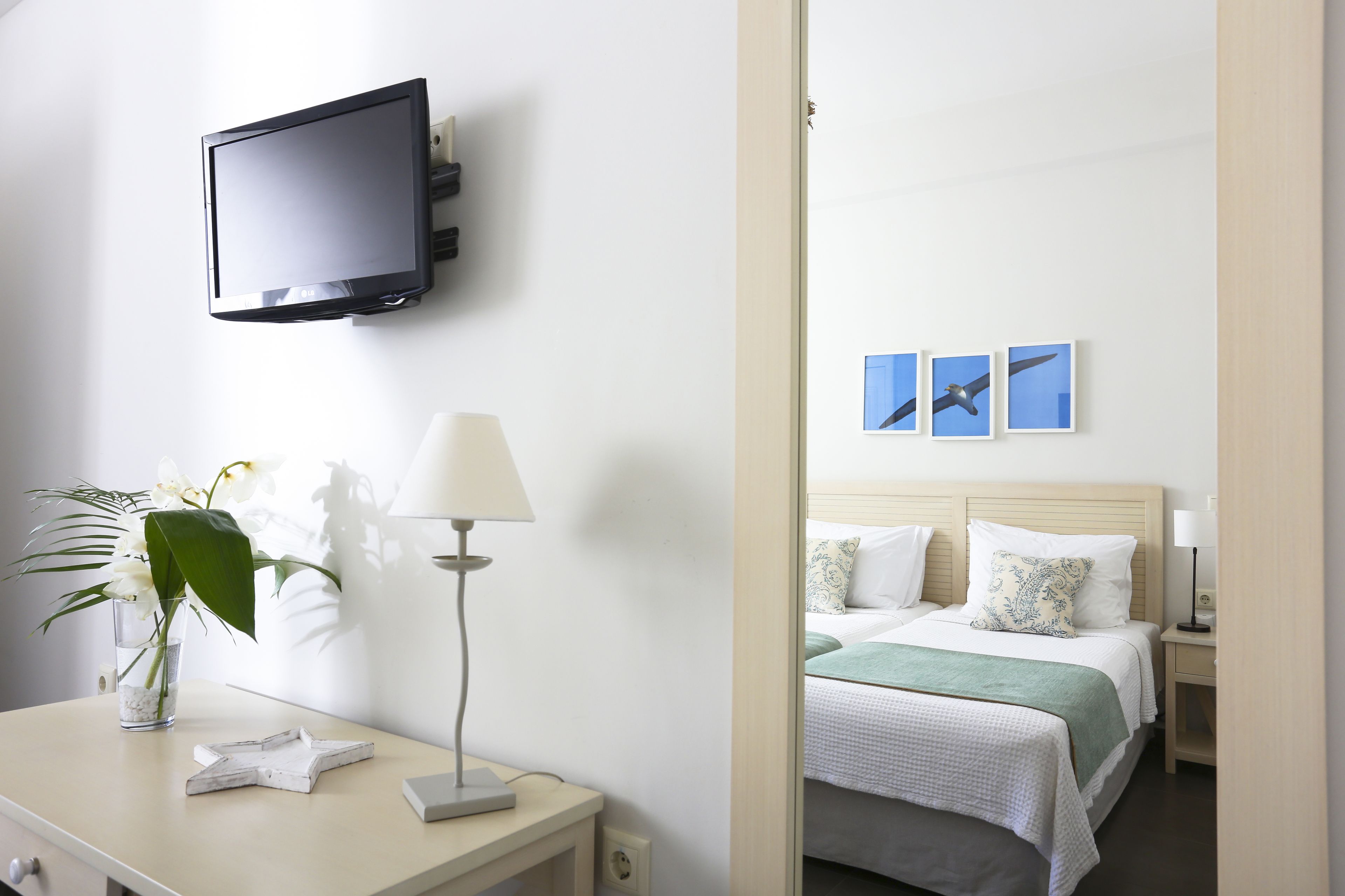 apartment, sea view | room amenity