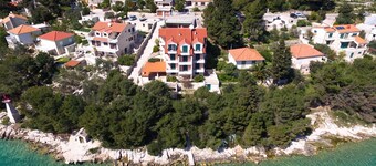 Apartments Vala