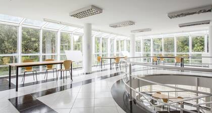 Residencia Universitaria Resa Siglo XXI