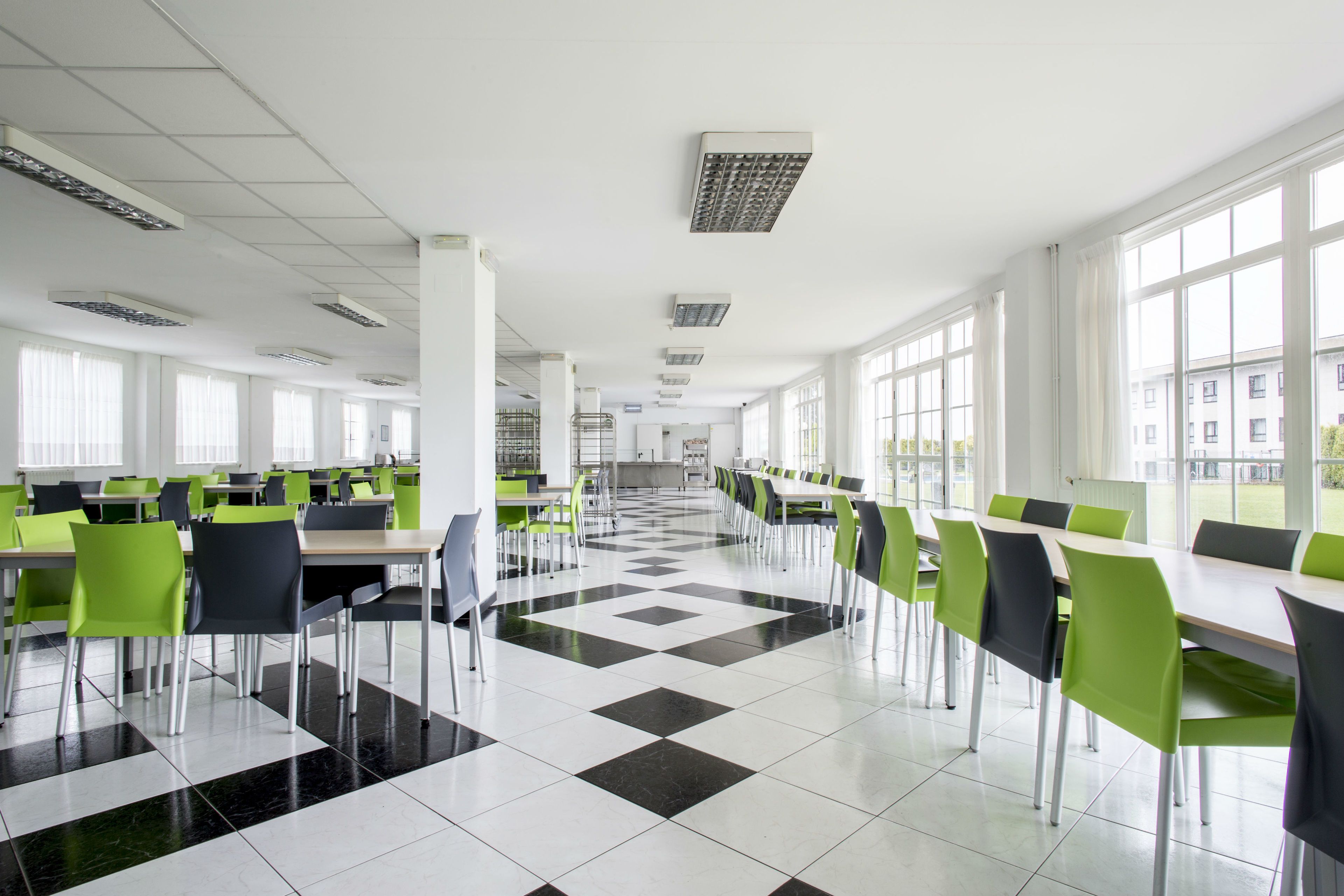 breakfast, lunch and dinner served