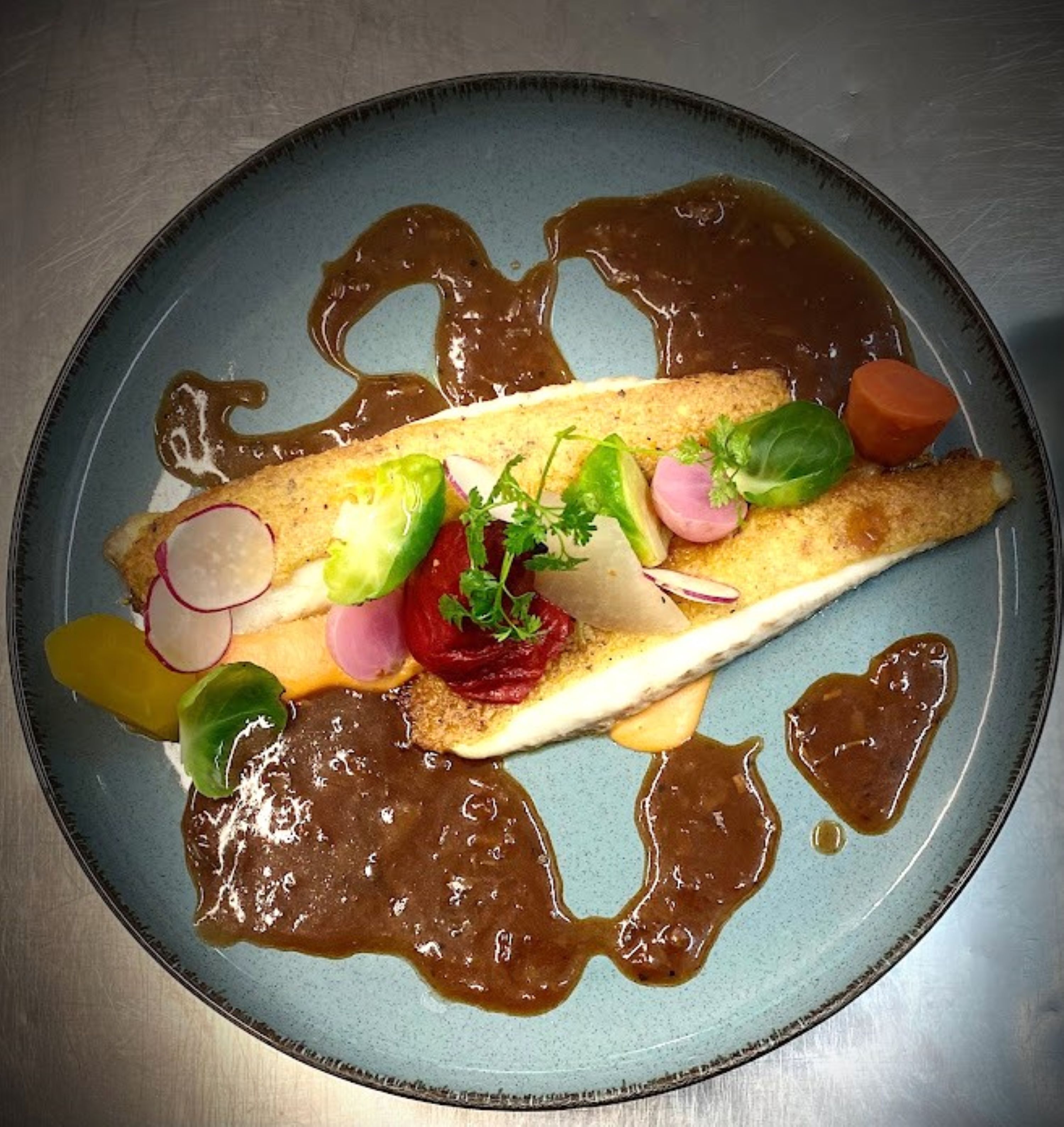 lunch, dinner served; french cuisine, al fresco dining