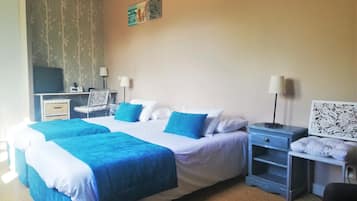 Standard Twin Room | Premium bedding, pillowtop beds, desk, soundproofing