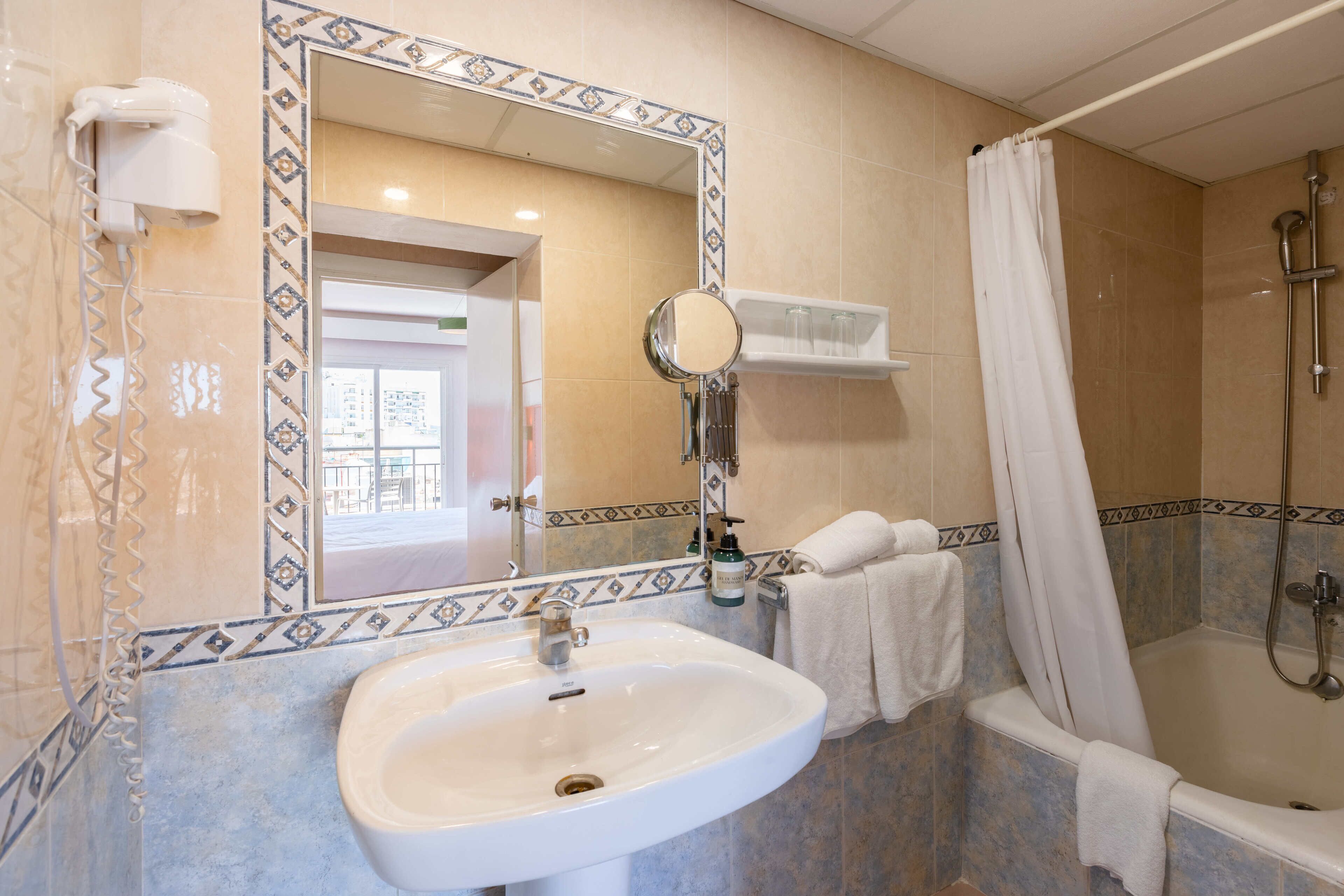 Foto - The Red Hotel by Ibiza Feeling - Adults only