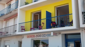 Front of property - Hotel Arc En Ciel (Royan)