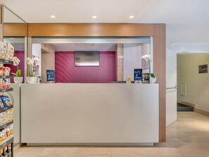 Lobby - B&B Hotel Milano Sant'Ambrogio (Milan)