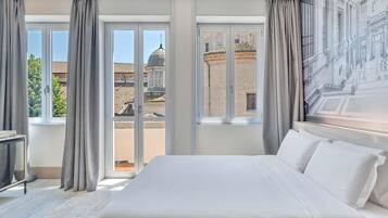 Couette en duvet d'oie, coffres-forts dans les chambres, bureau