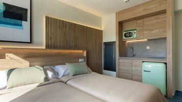 Standard Studio, Balcony, Oceanfront | Private kitchen | Fridge, microwave, stovetop, coffee/tea maker