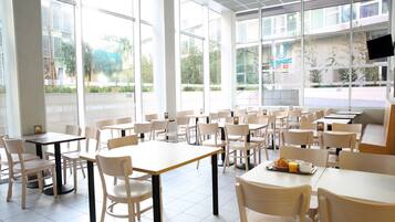 Daily buffet breakfast for a fee