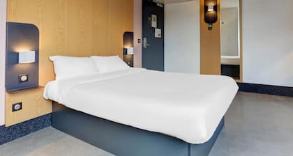 B&B HOTEL Reims Centre Gare
