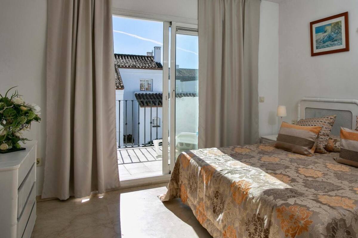 2 bedrooms, in-room safe, blackout curtains, iron/ironing board