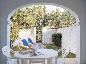Terrace/patio - Apartamentos Ona Club Bena Vista (Estepona)