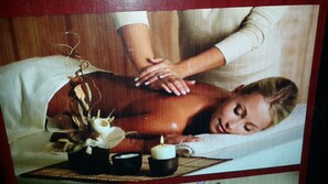 Türkisches Bad/Hamam, Körperbehandlungen, Maniküre und Pediküre