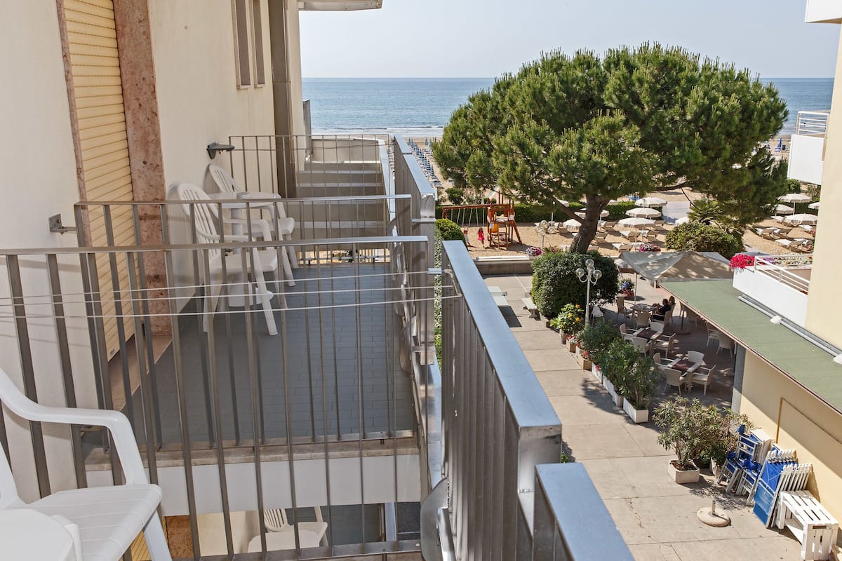 Standard Double Room | Terrace/patio