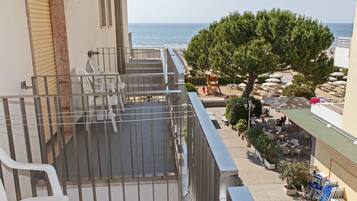 Standard Double Room | Terrace/patio