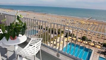 Chambre Double Deluxe | Vue depuis le balcon