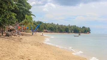 Beach towels, beach massages, beach bar
