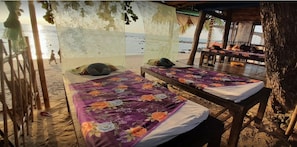 Beach massages
