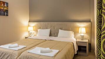 Minibar, in-room safe, desk, free WiFi