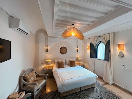 Deluxe Double or Twin Room, Refrigerator, Courtyard Area | In-room safe, cribs/infant beds, rollaway beds, free WiFi. Riad Jonan