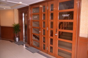 บริเวณประตูทางเข้า