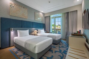 Deluxe-Zimmer | Minibar, Zimmersafe, laptopgeeigneter Arbeitsplatz