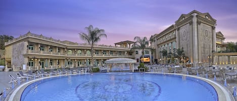 Seasonal outdoor pool, pool loungers