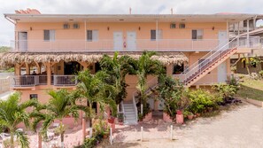 Property entrance - Rolson Hotel (San Ignacio)