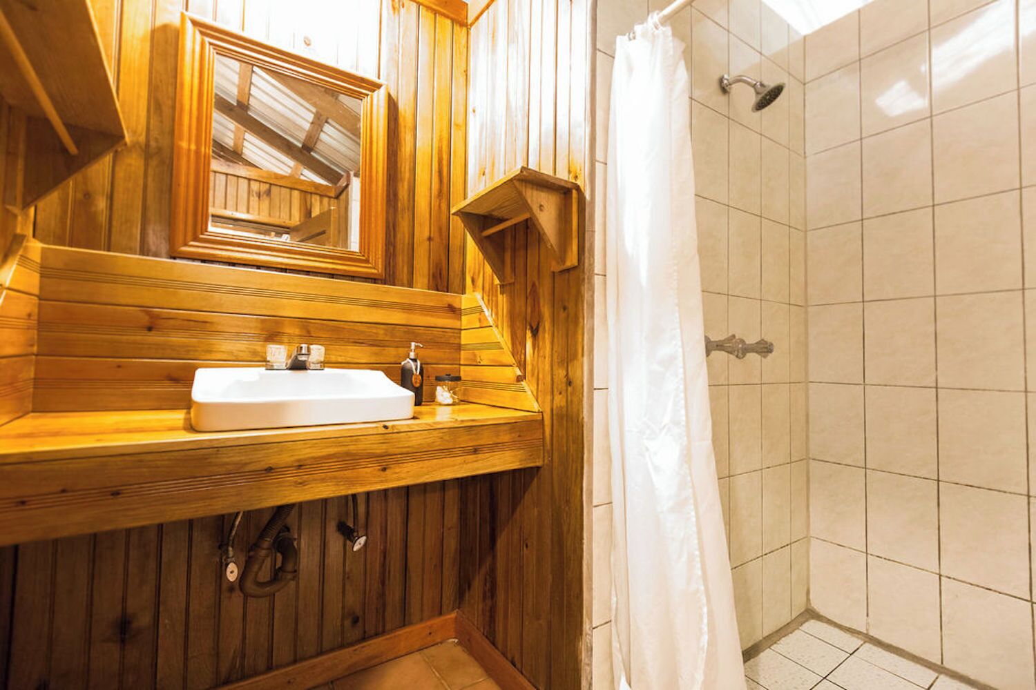 exclusive cabin, 2 bedrooms, garden view, garden area | bathroom | shower, eco-friendly toiletries, hair dryer, towels