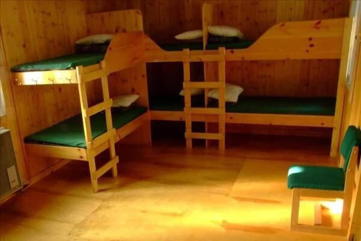 Dormitorio condiviso (No Running Water)