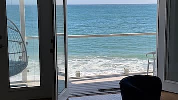 Apartamento Elite, 1 habitación, vistas al mar | 1 dormitorio, ropa de cama de alta calidad, escritorio