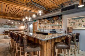 Pub - Bavarian Lodge (Leavenworth)
