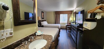 Ropa de cama de alta calidad, escritorio, wifi gratis y ropa de cama