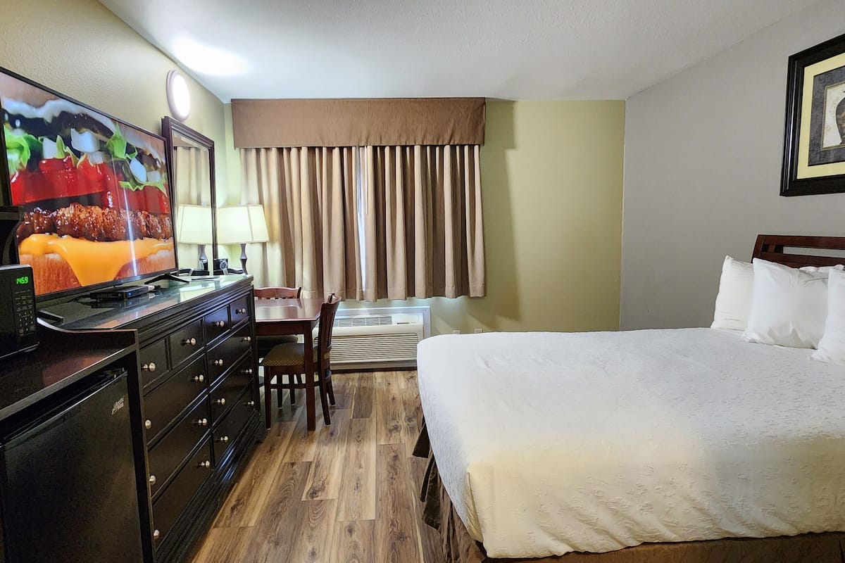Premium bedding, desk, free WiFi, bed sheets