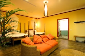 Signature Quadruple Room | Rollaway beds