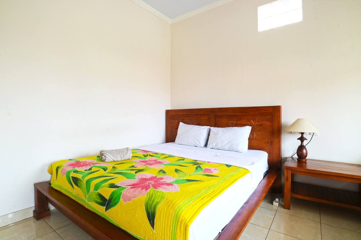 Deluxe Room | Laptop workspace, soundproofing, WiFi (free)