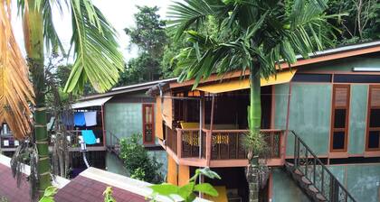 T Star Cottage