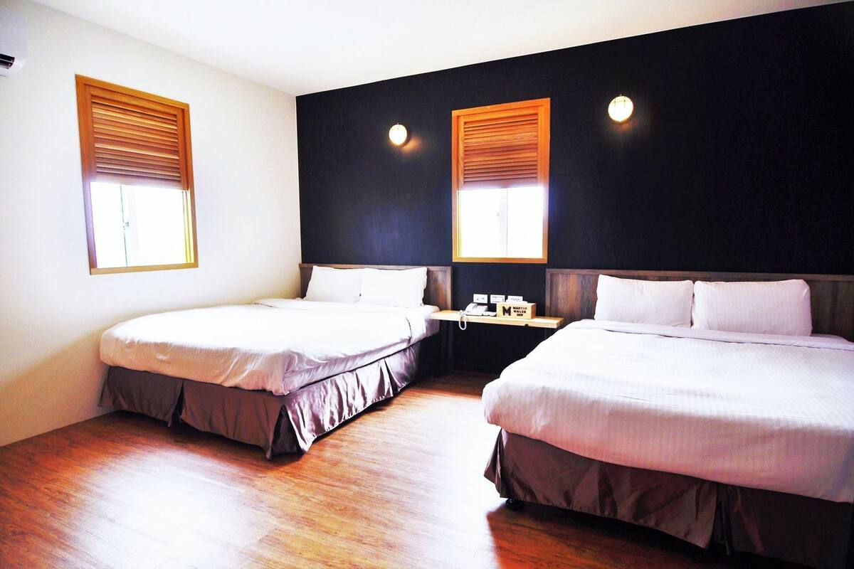 Desk, blackout drapes, free WiFi, bed sheets