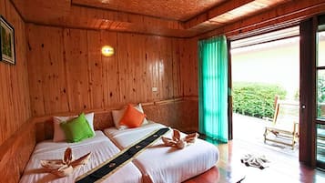 经典双人房 | 客房内保险箱、遮光窗帘、免费 WiFi、床单