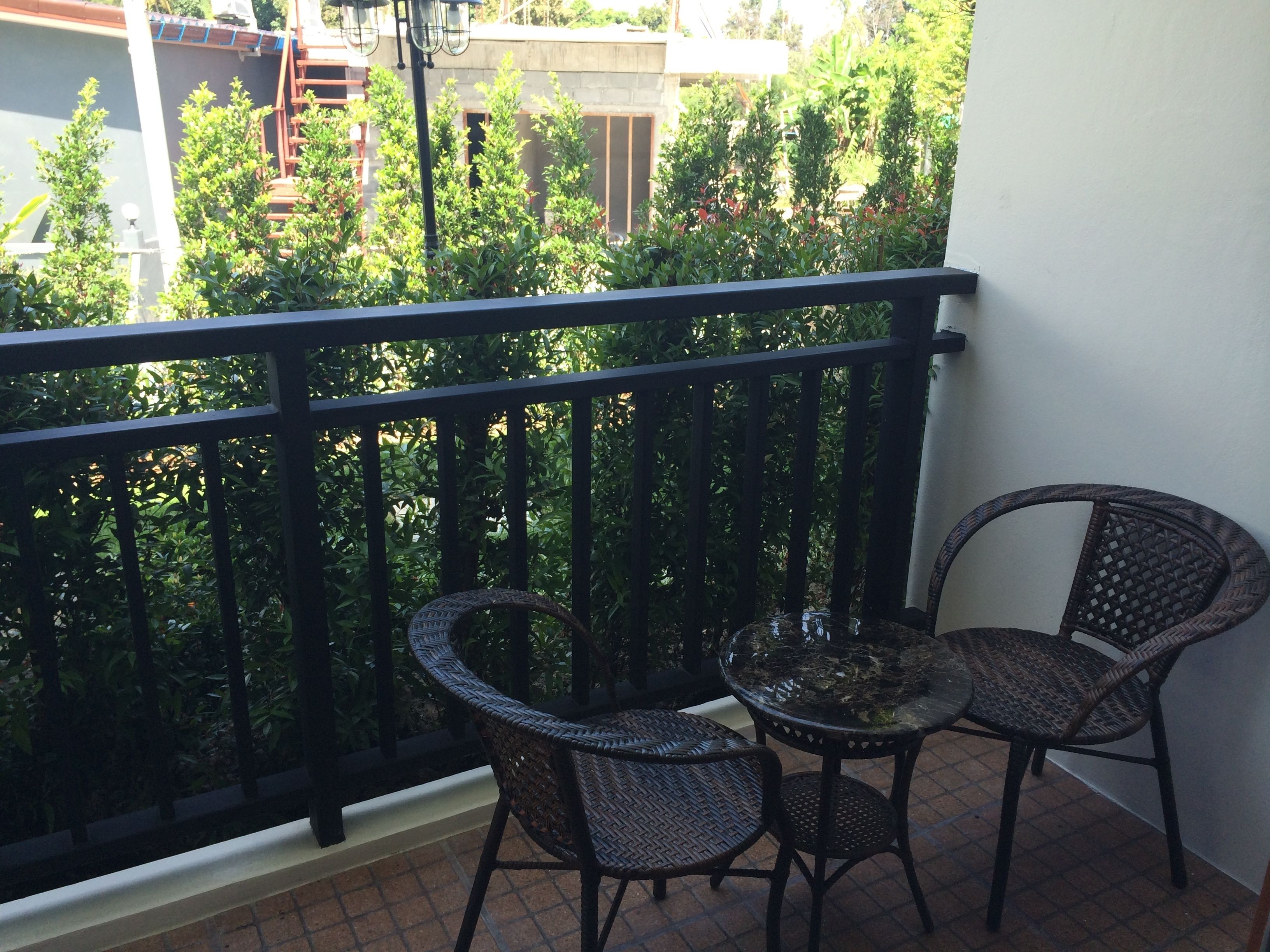garden view room | balcony