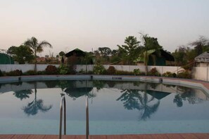 Piscina all'aperto