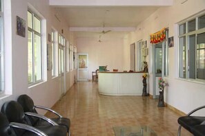 Khu sảnh