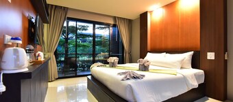 The Breeze Lipe Resort